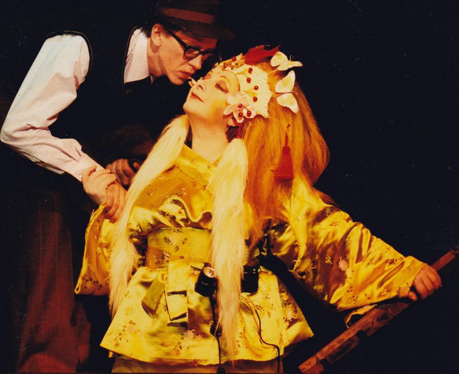 Foto von DIE REISE VON KLAUS UND EDITH von Lukas Bärfuss, Samuel Schwarz, 2001